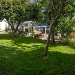 아파트 Manor House