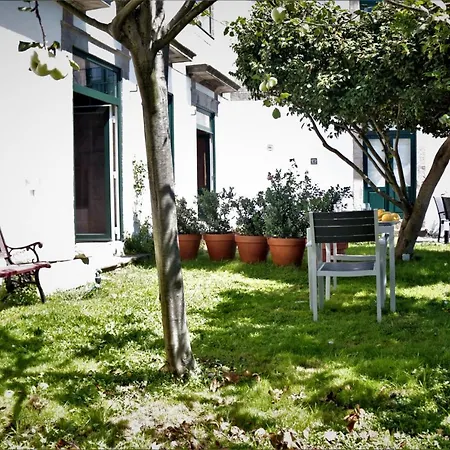Manor House Apartment