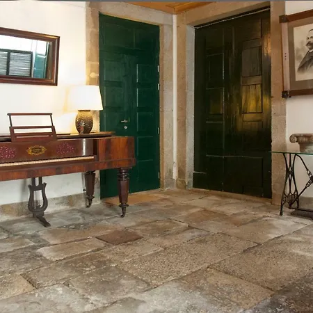 Apartment Manor House *