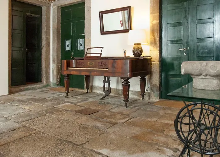 Апартаменты Manor House