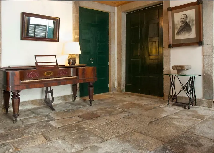 Апартаменты Manor House *