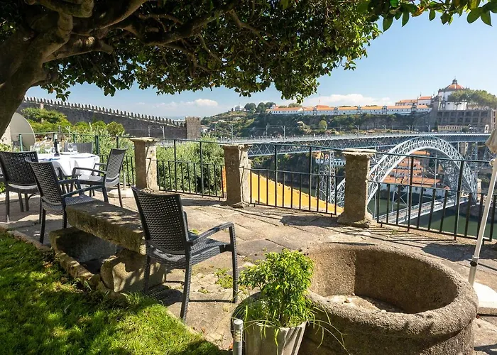 Manor House דירה *