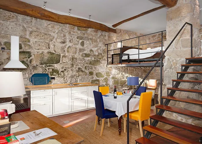 Manor House דירה *