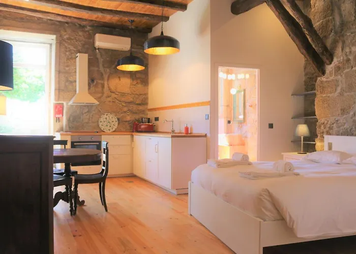 Apartment Manor House