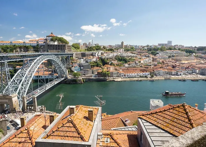 Manor House Apartment